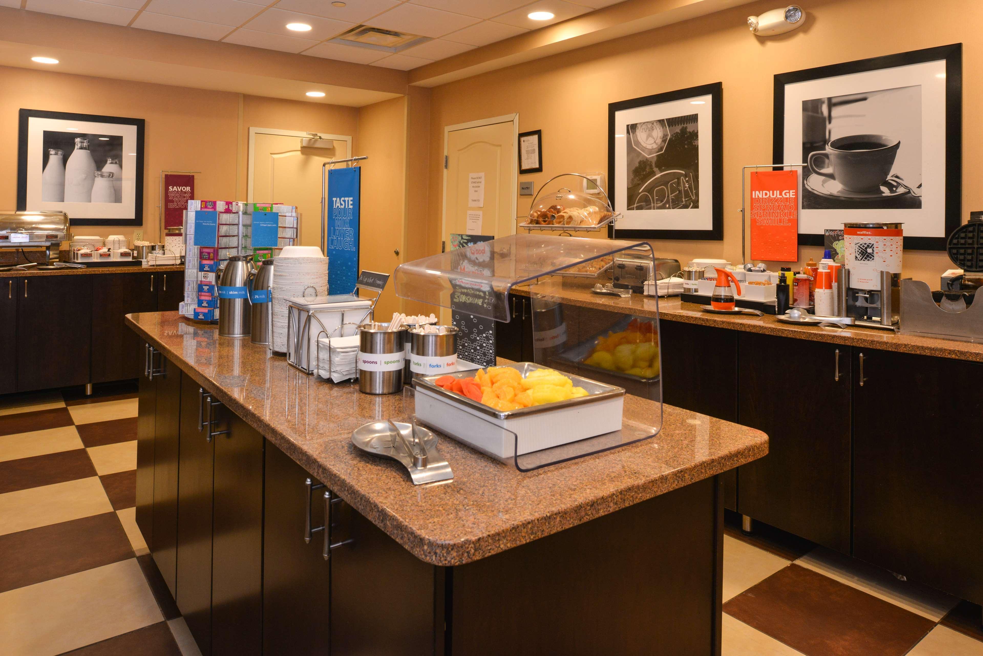 Hampton Inn Milford Zewnętrze zdjęcie
